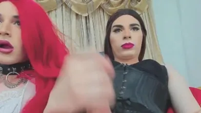 Redhead Tranny Sucked Shemale Cock